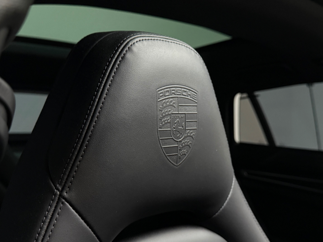 2023 Porsche Panamera