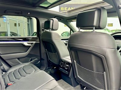 2022 Volkswagen Touareg