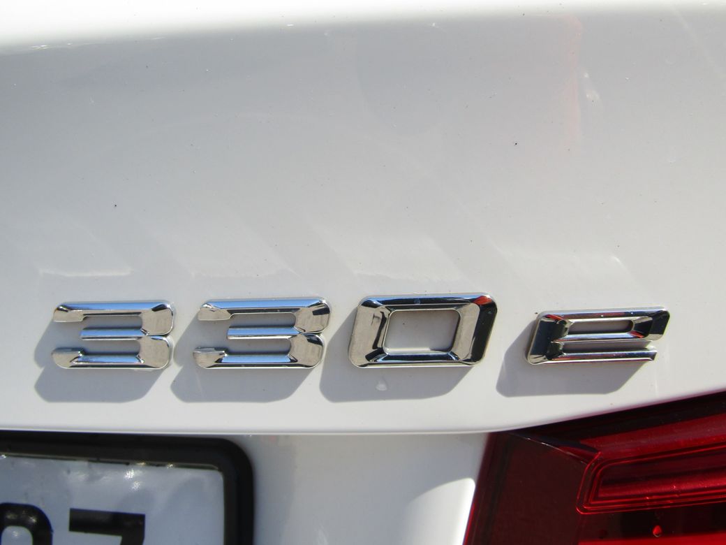 2018 BMW 330