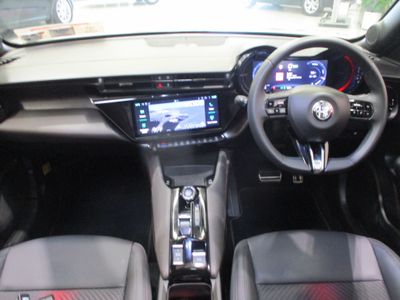 2025 Alfa Romeo Junior
