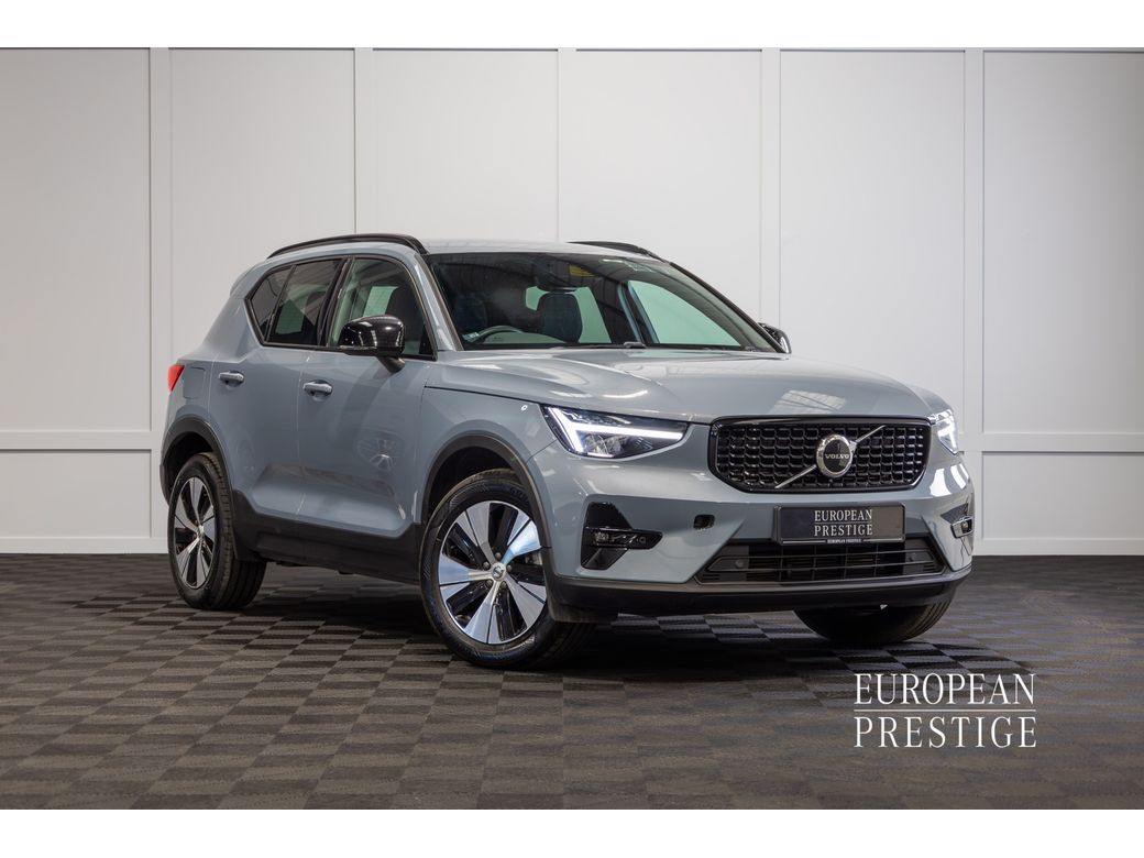 2022 Volvo XC40