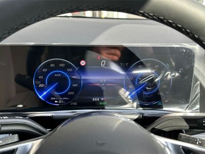 2025 Mercedes-Benz EQA