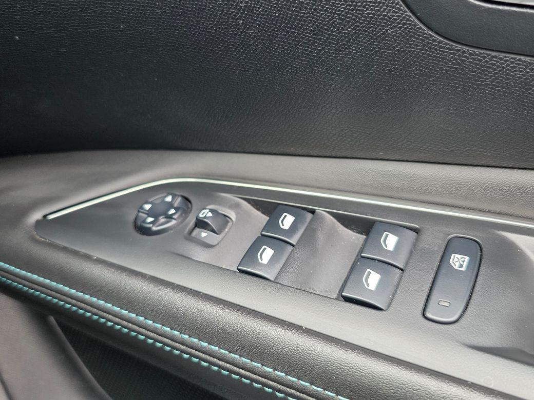 2021 Peugeot 3008