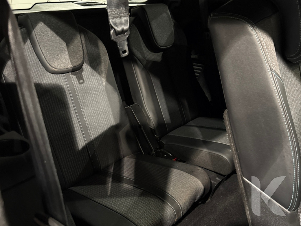 2024 Peugeot 5008