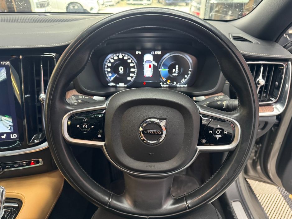 2021 Volvo V60