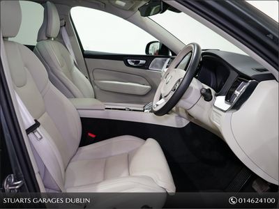 2025 Volvo XC60