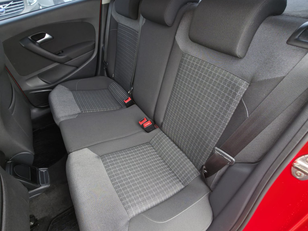 2017 Volkswagen Polo