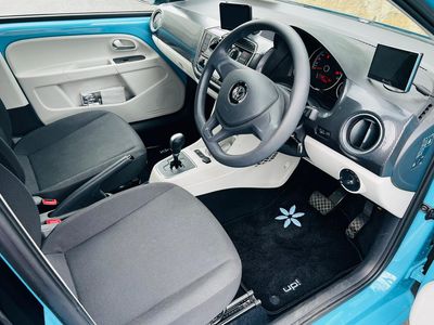 2019 Volkswagen up!