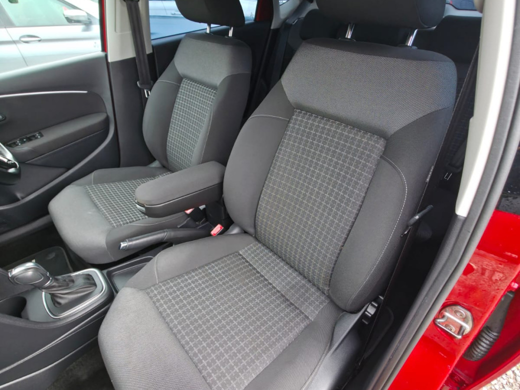 2017 Volkswagen Polo