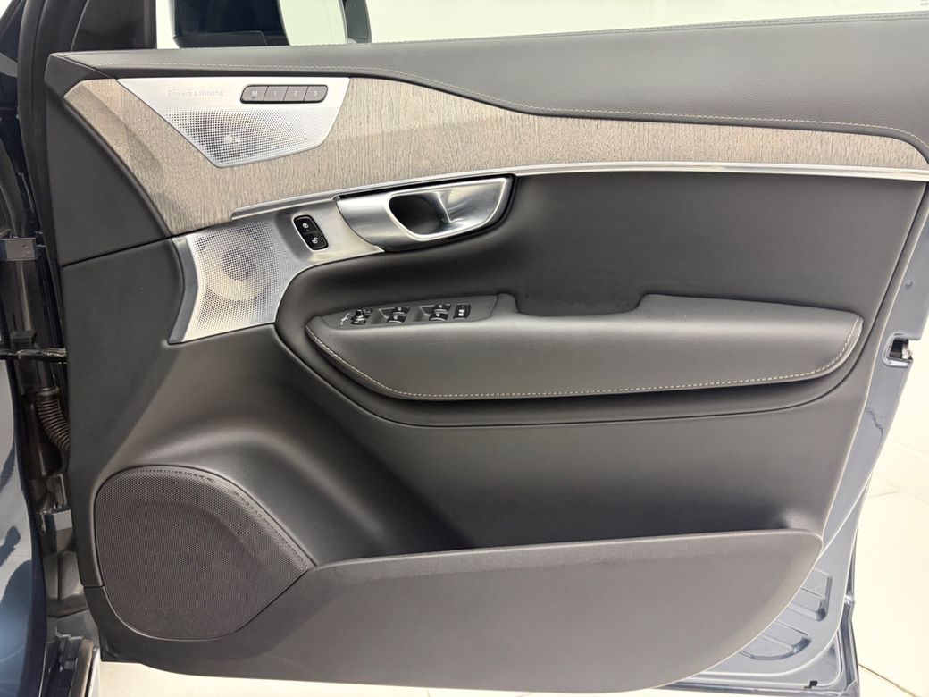 2023 Volvo XC90
