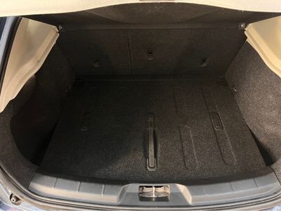 2017 Volvo V40