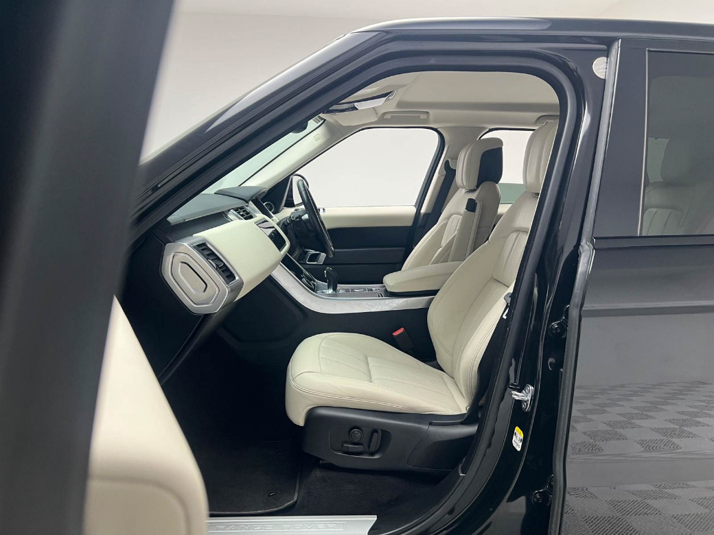 2021 Land Rover Range Rover Sport