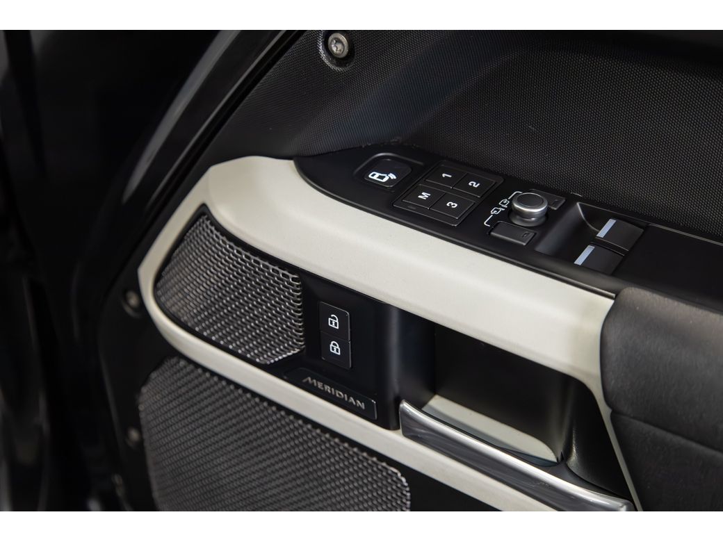 2022 Land Rover Defender 110