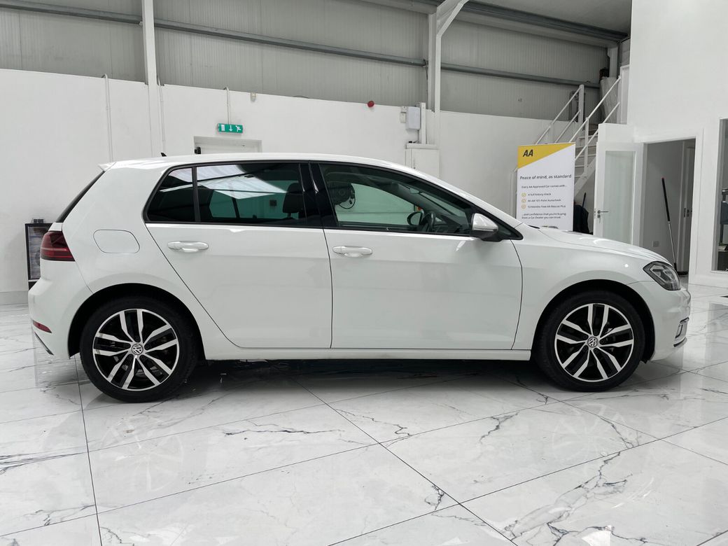 2019 Volkswagen Golf