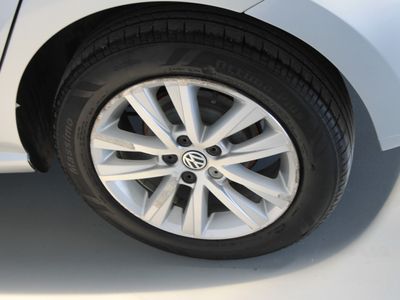 2016 Volkswagen Polo