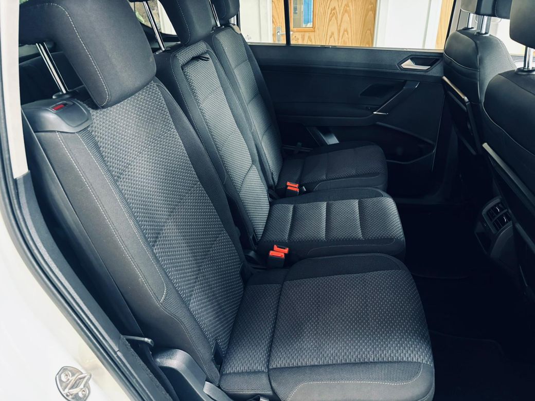 2016 Volkswagen Touran