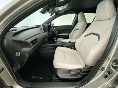 2023 Lexus UX 250H