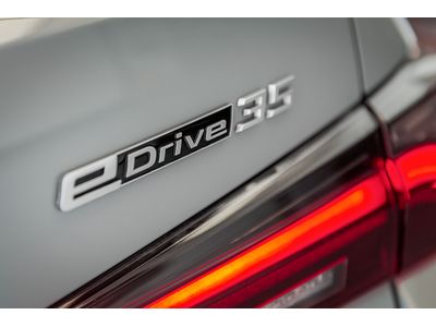 2024 BMW i4