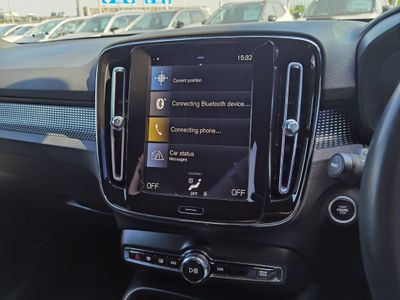 2022 Volvo XC40