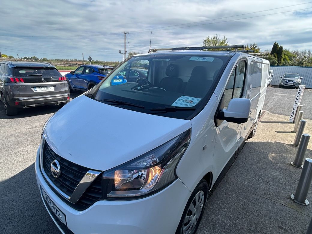 2021 Nissan NV300