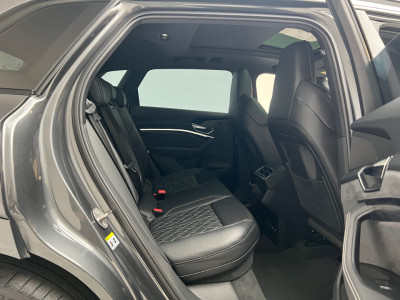 2022 Audi e-tron