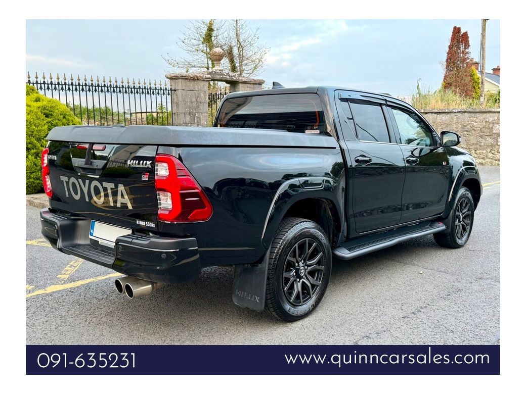 2024 Toyota Hilux