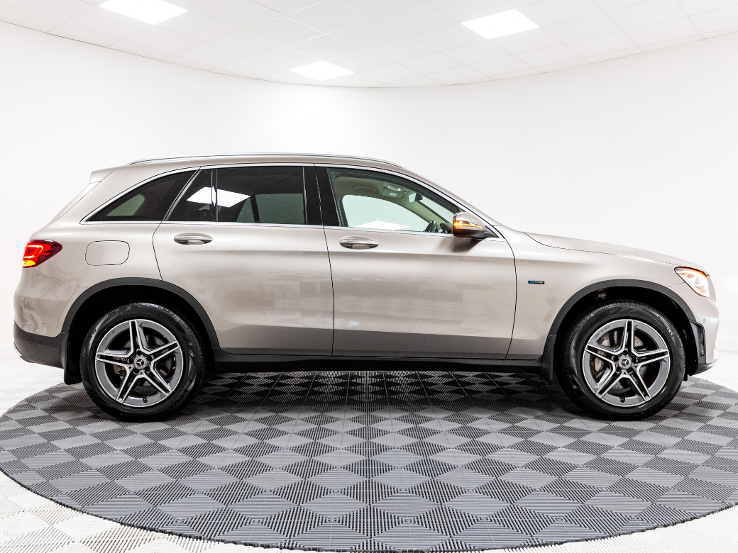 2021 Mercedes-Benz GLC Class