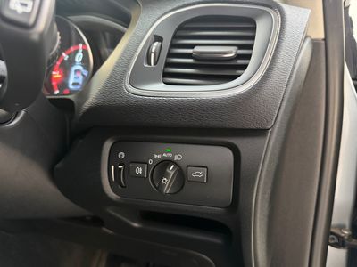 2016 Volvo V40