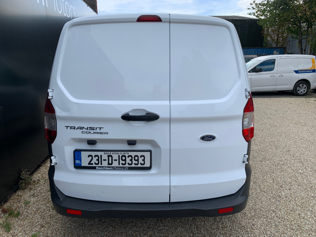 2023 Ford Transit Courier