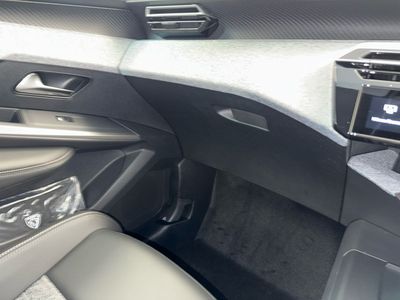 2025 Peugeot 5008