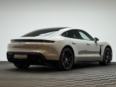 2023 Porsche Taycan
