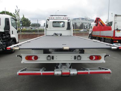 2025 Isuzu NPR