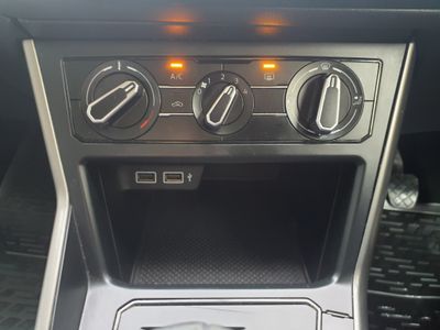 2019 Volkswagen Polo