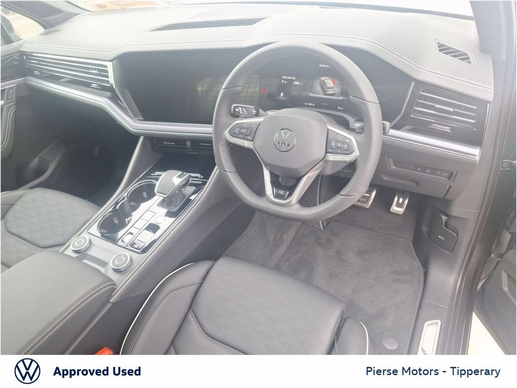 2026 Volkswagen Touareg