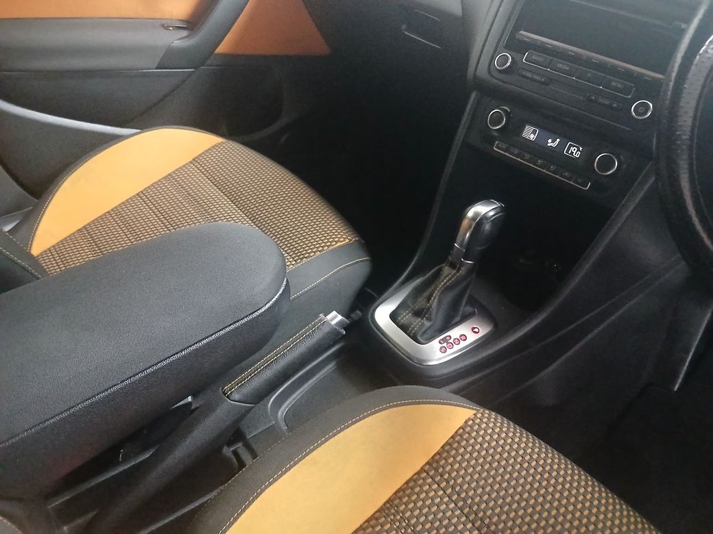 2012 Volkswagen Polo