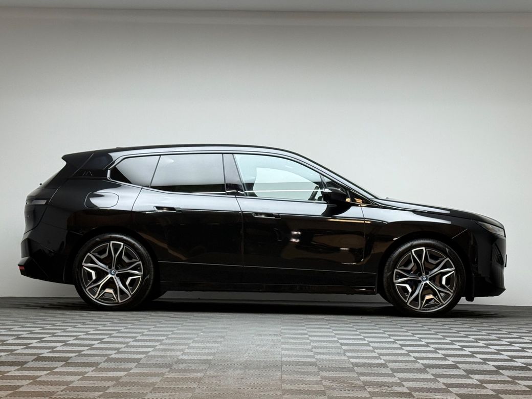 2024 BMW iX