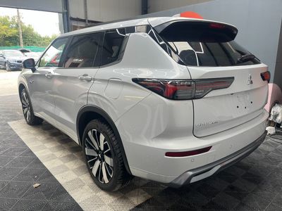 2024 Mitsubishi Outlander