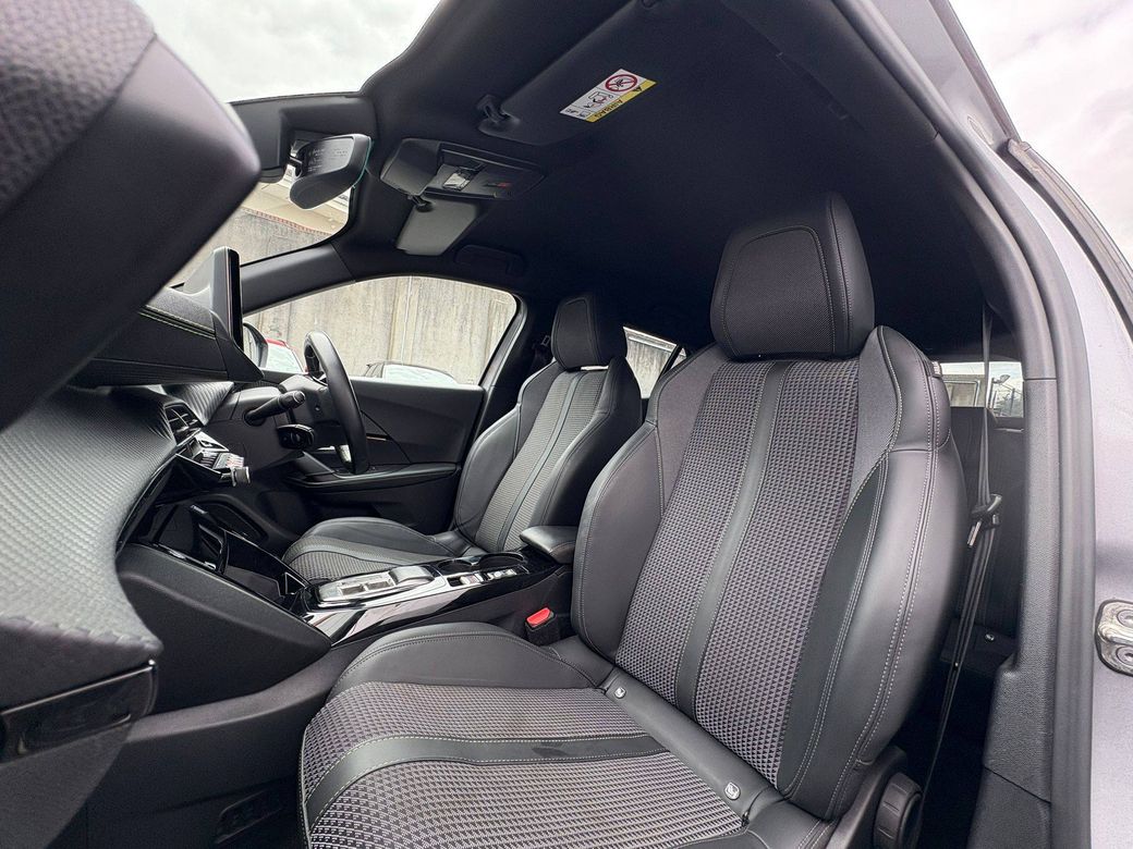 2023 Peugeot 2008