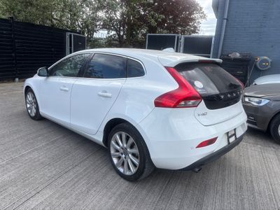 2015 Volvo V40