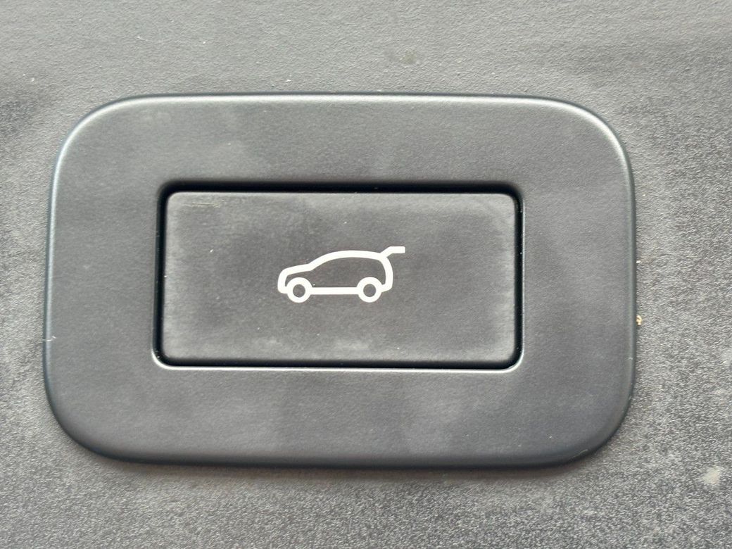2024 Land Rover Range Rover Velar