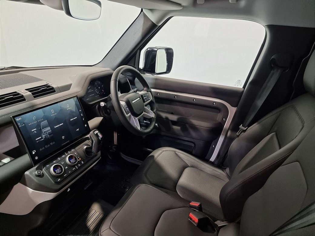 2026 Land Rover Defender