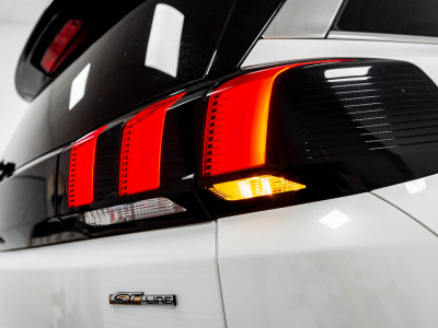 2020 Peugeot 5008