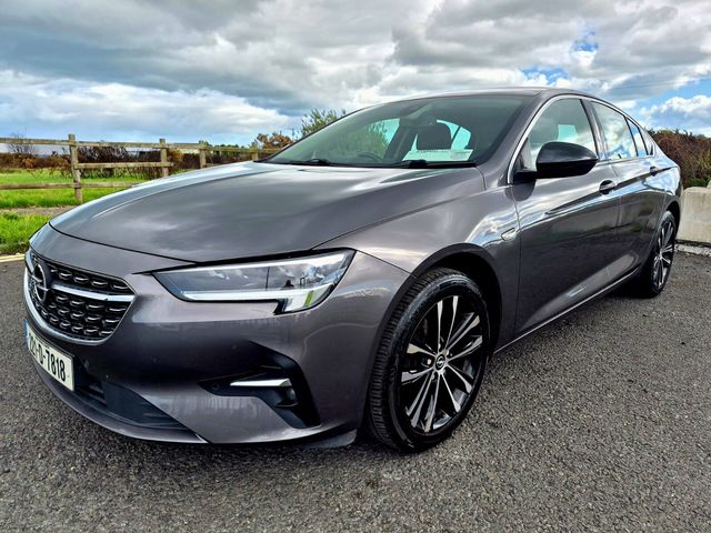 2022 Opel Insignia