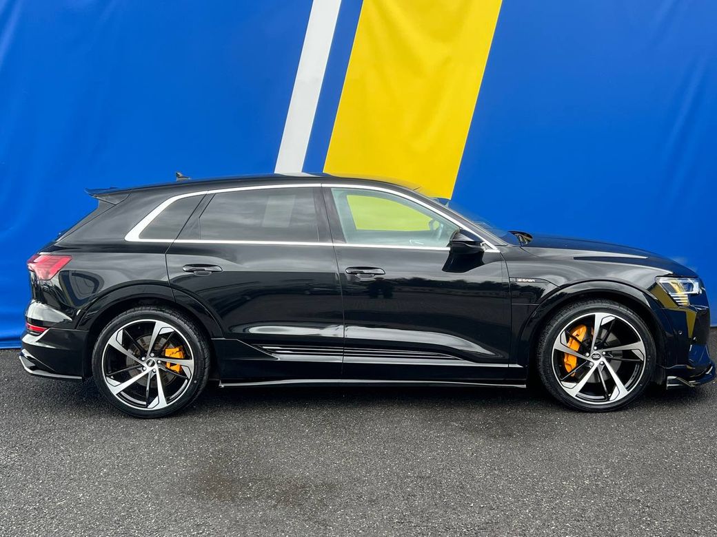 2023 Audi e-tron
