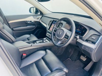 2023 Volvo XC90