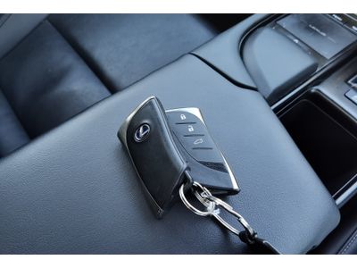 2020 Lexus ES 300h