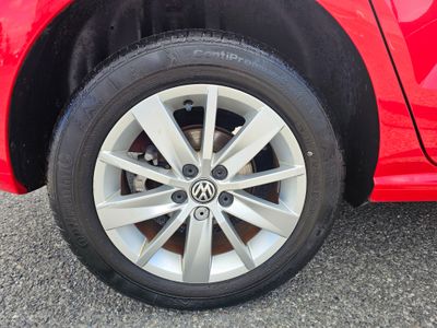 2014 Volkswagen Polo