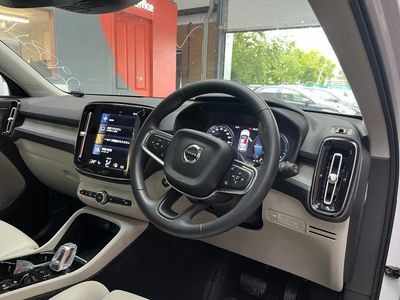 2021 Volvo XC40