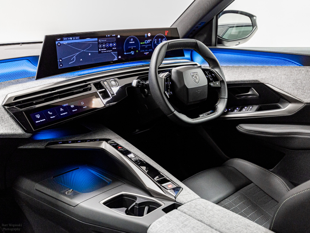 2025 Peugeot 5008