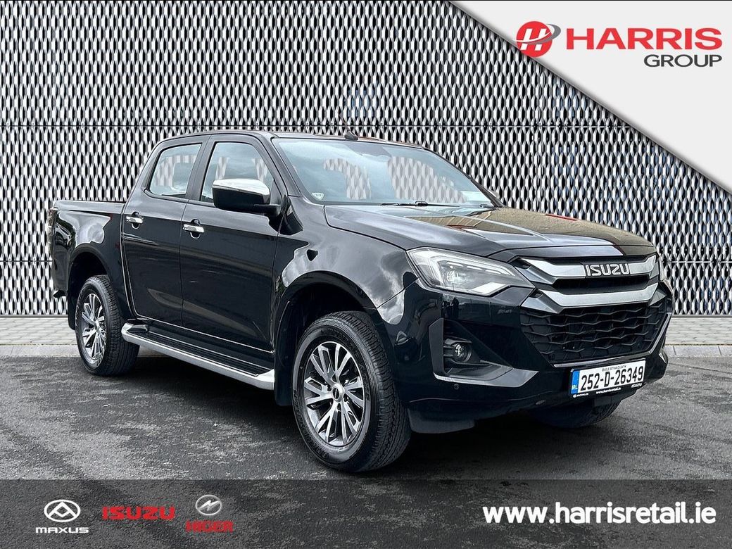 2025 Black Isuzu D-MAX
